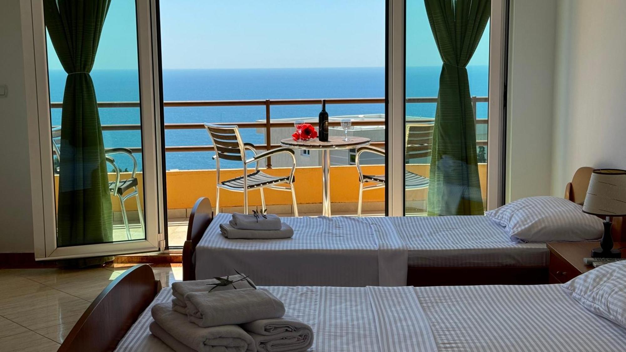 Sea La Vie Apartments Улцинь Экстерьер фото