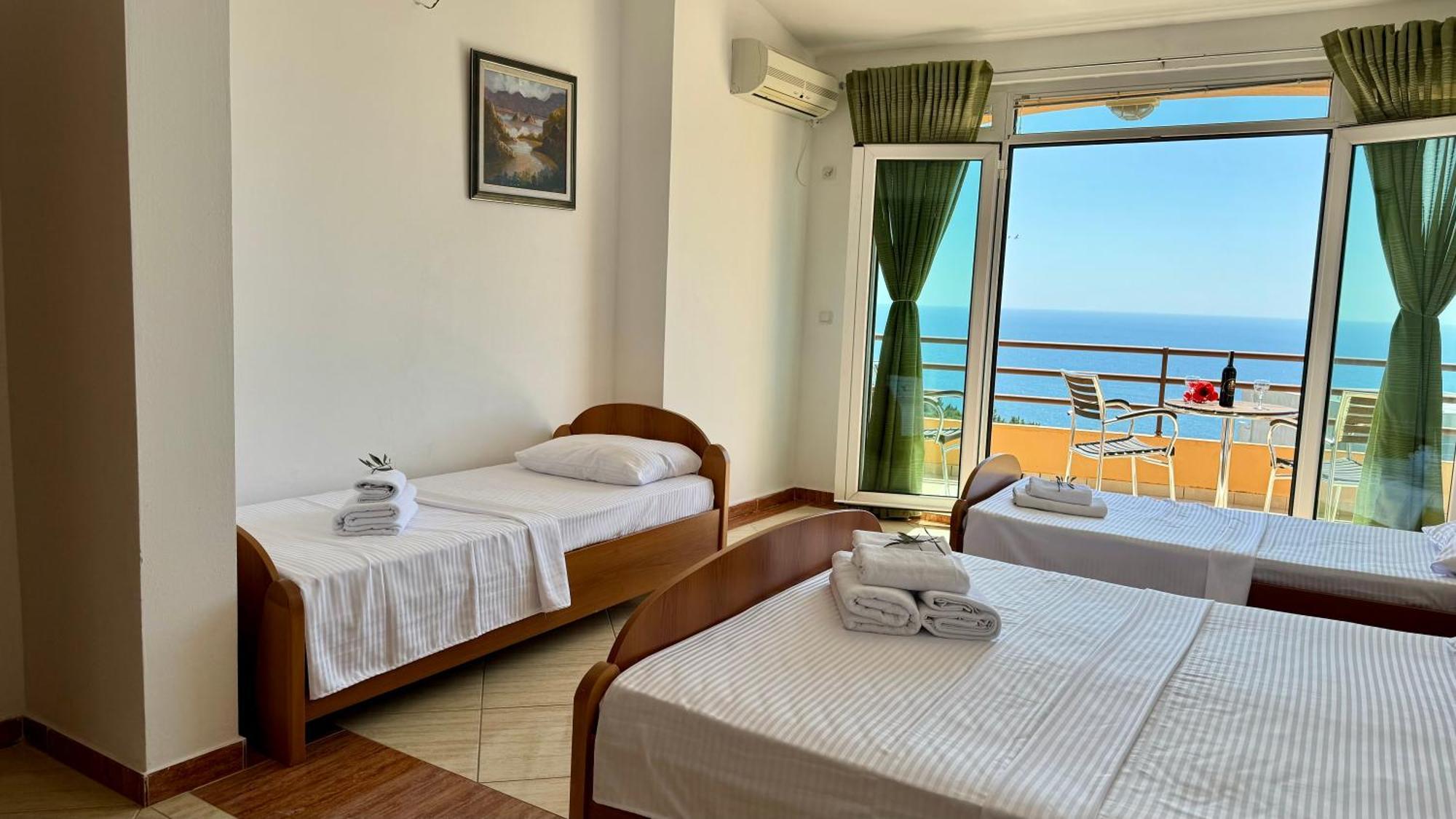 Sea La Vie Apartments Улцинь Экстерьер фото
