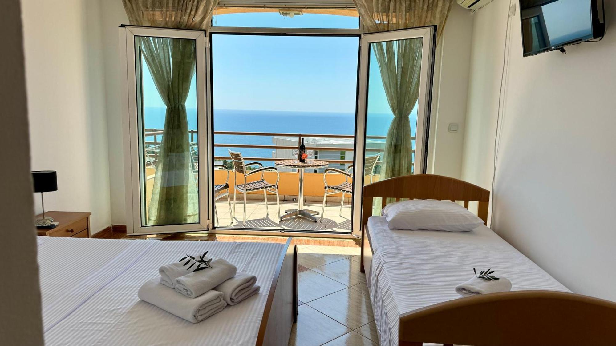 Sea La Vie Apartments Улцинь Экстерьер фото