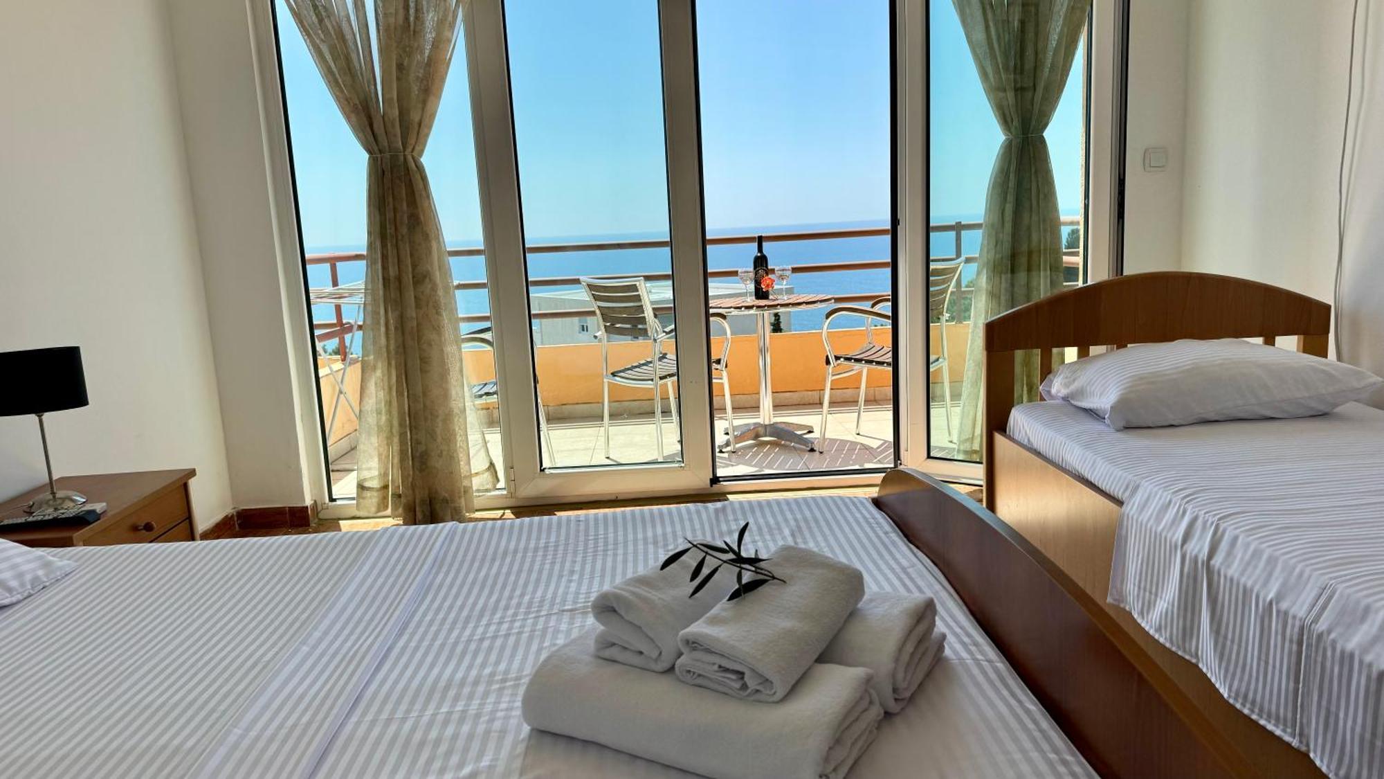 Sea La Vie Apartments Улцинь Экстерьер фото