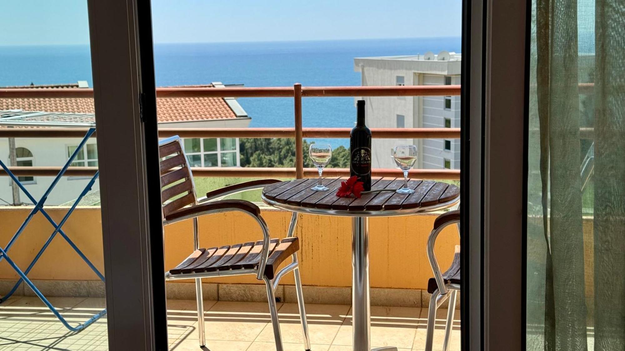 Sea La Vie Apartments Улцинь Экстерьер фото
