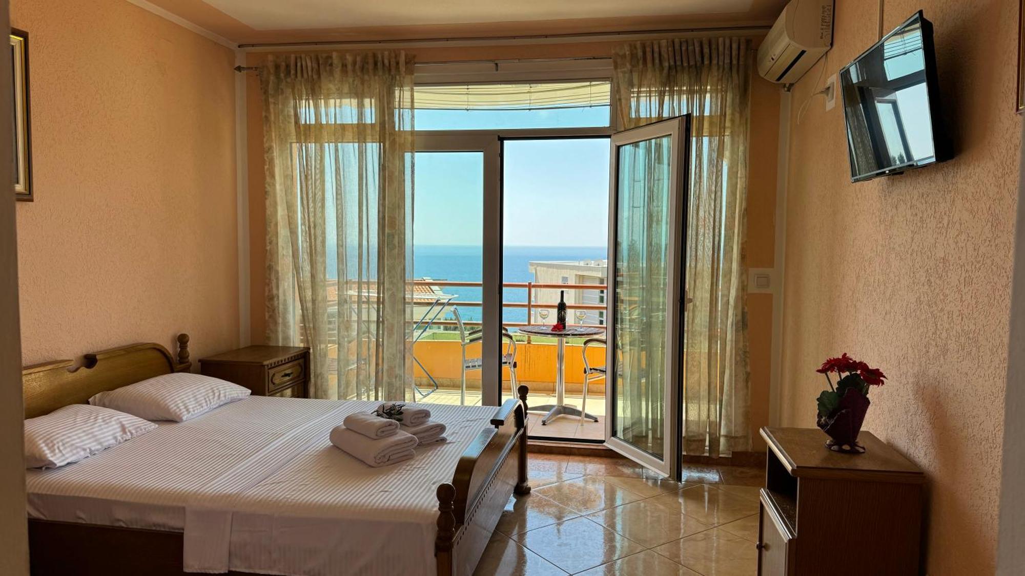Sea La Vie Apartments Улцинь Экстерьер фото