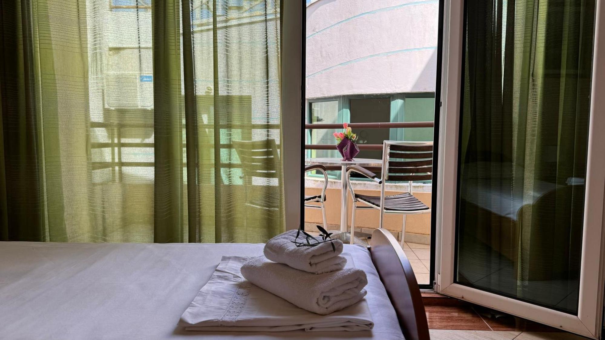 Sea La Vie Apartments Улцинь Экстерьер фото