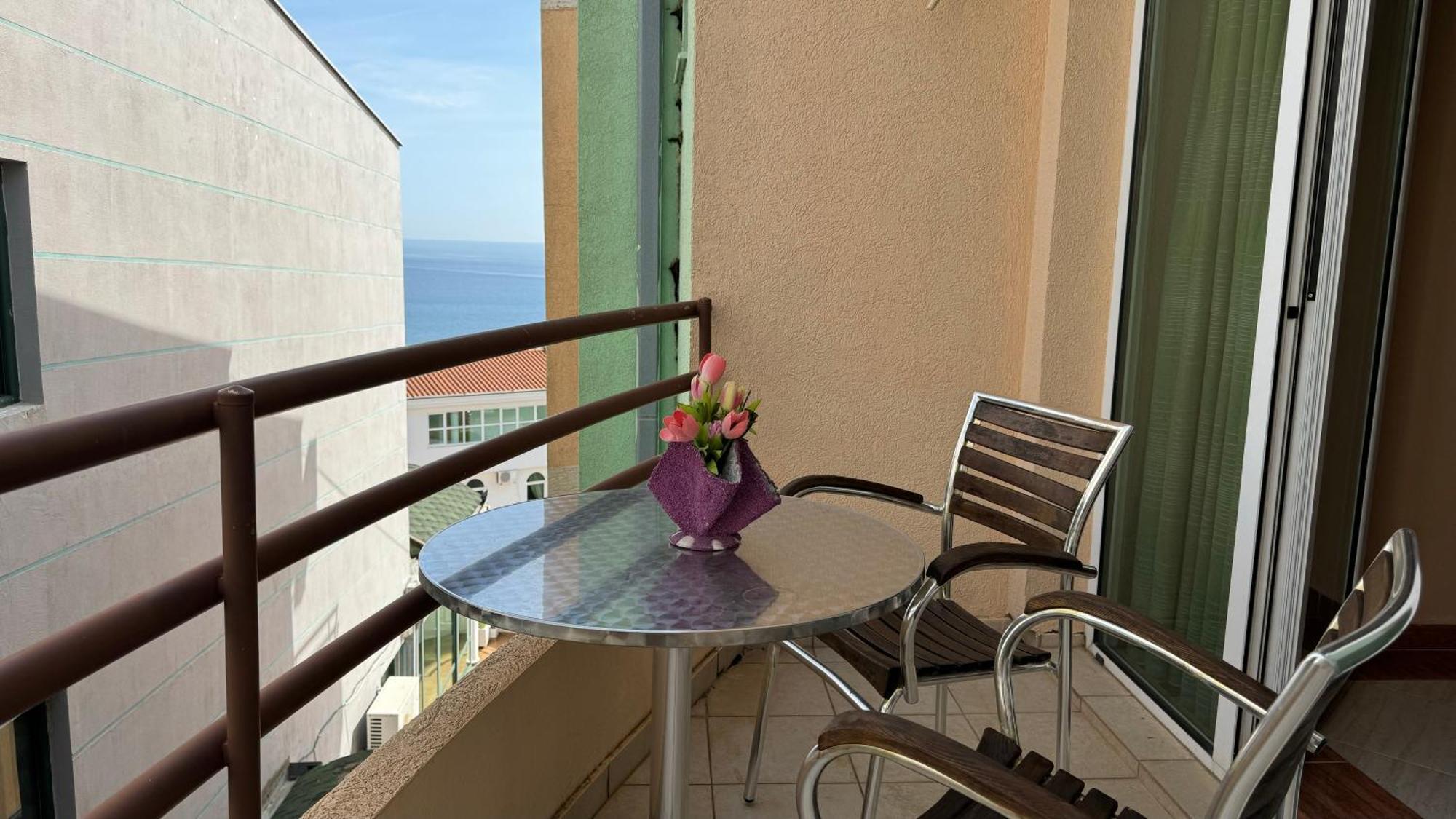 Sea La Vie Apartments Улцинь Экстерьер фото