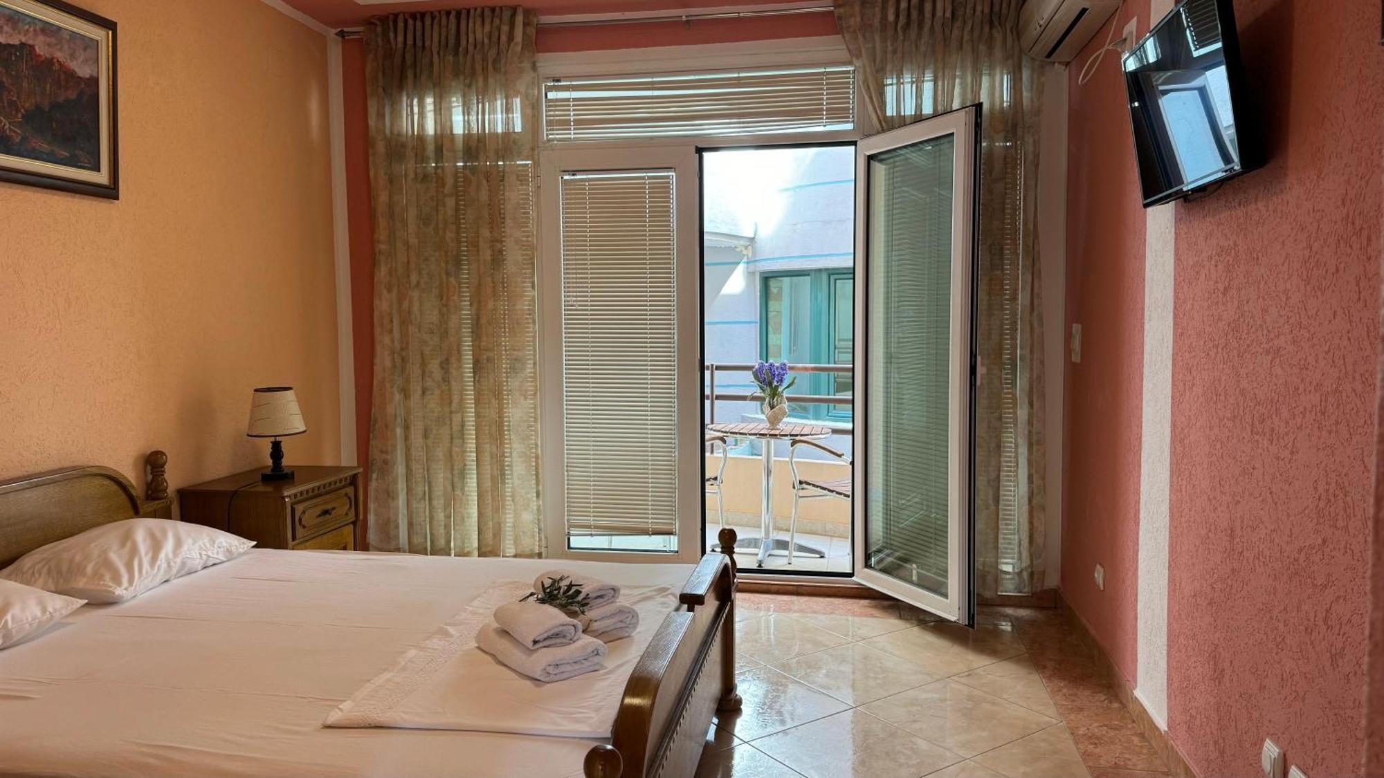 Sea La Vie Apartments Улцинь Экстерьер фото